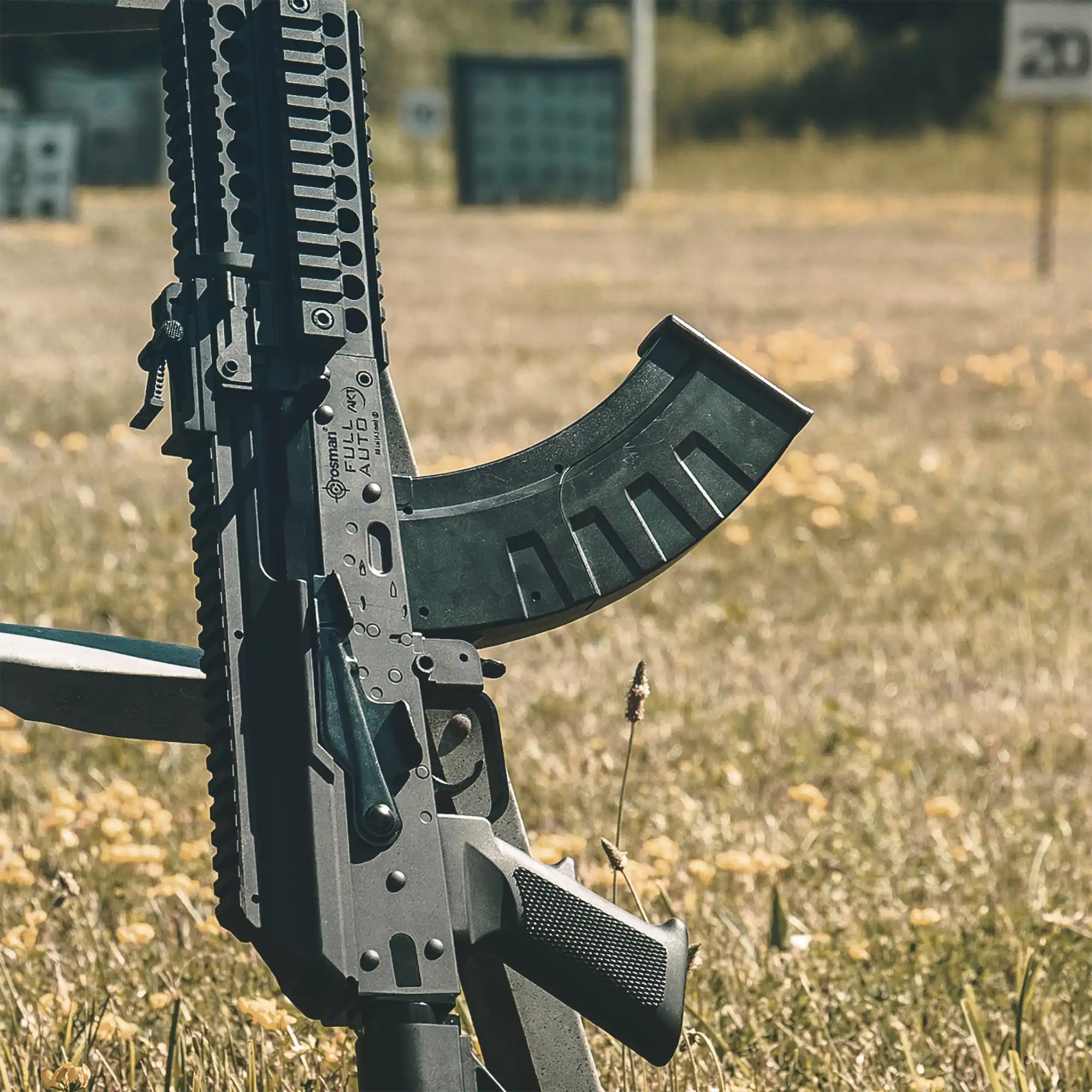 CAKFAM-01 Crosman Full Auto AK1 Magazine_Lifestyle