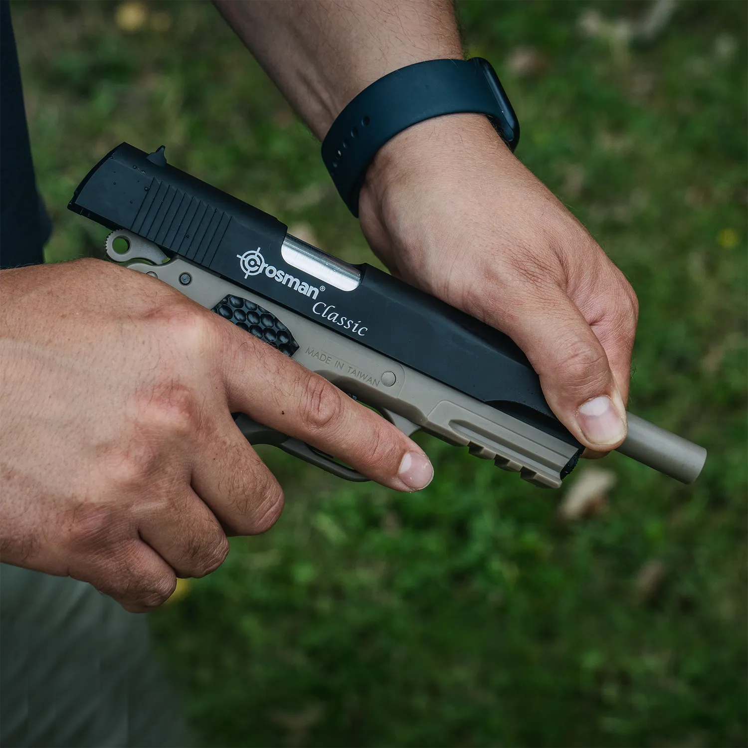 S1911KT Lifestyle 3
